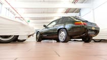 high_928_4_stuttgart_2017_porsche_ag_1.jpg