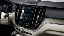 xc60_light_interior_inscription_3.jpg