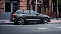 xc60_pine_grey_t6_inscription_1.jpg