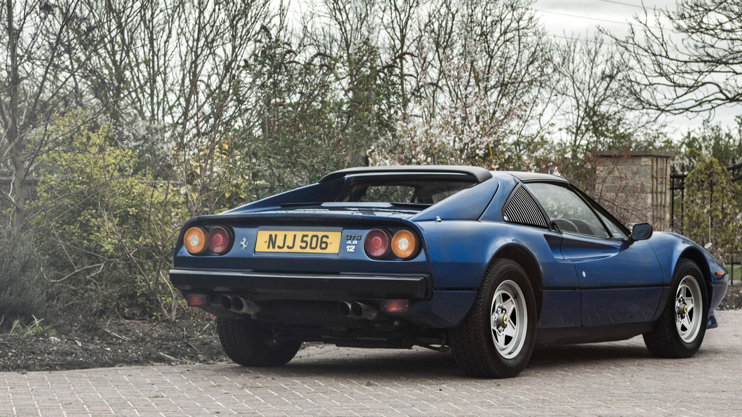 1985-ferrari-308-gts-qv-rear_.jpg