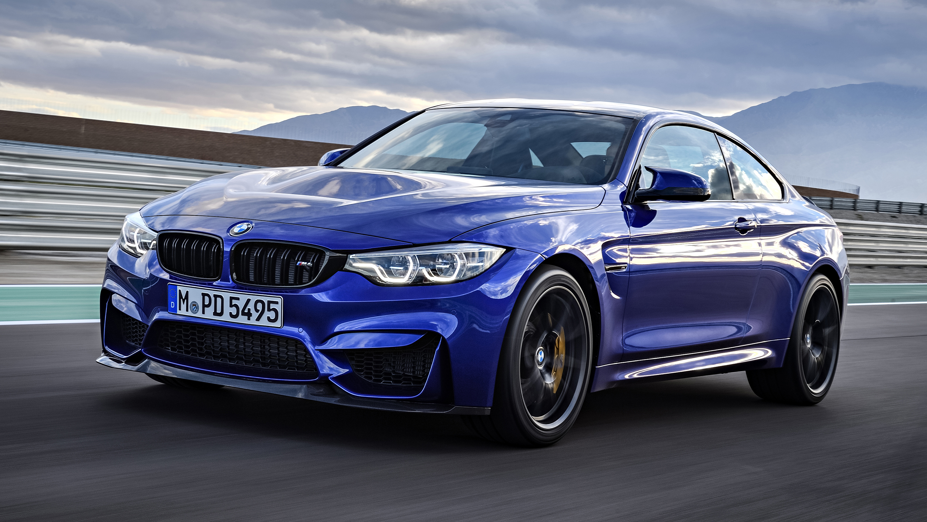 p90251031_highres_the-new-bmw-m4-cs-04.jpg