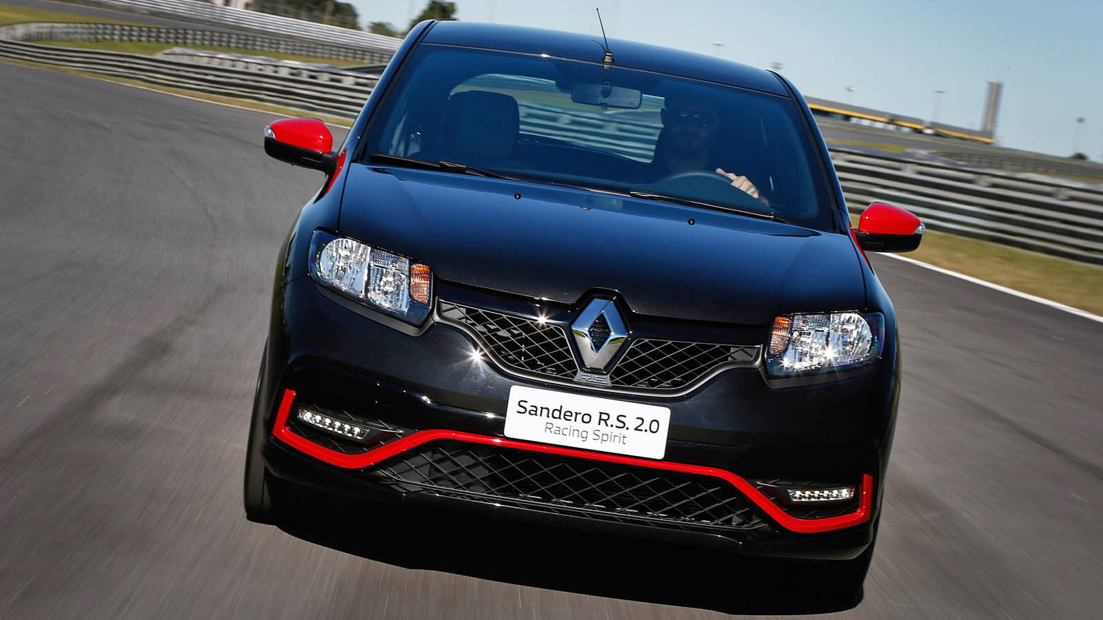 renault-sandero-rs-racing-spirit-2.jpg