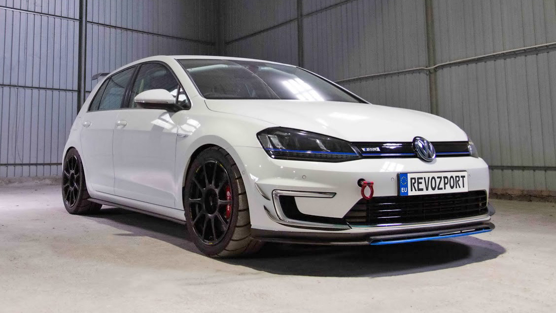 revozport-vw-e-golf-1.jpg