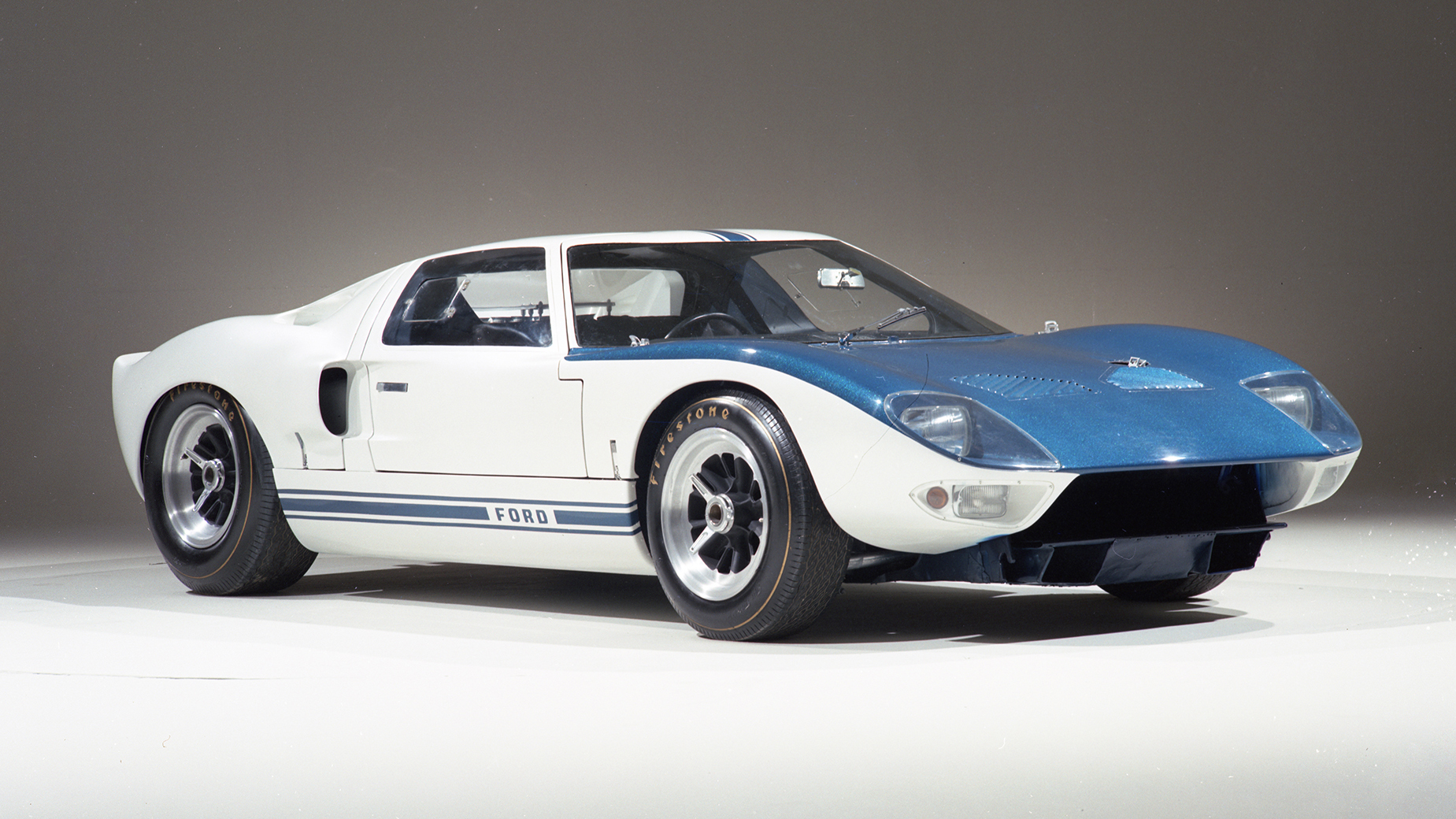 1964-ford-gt-prototype-neg-cn4174-2.jpg