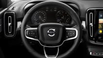 213053_new_volvo_xc40_interior.jpg