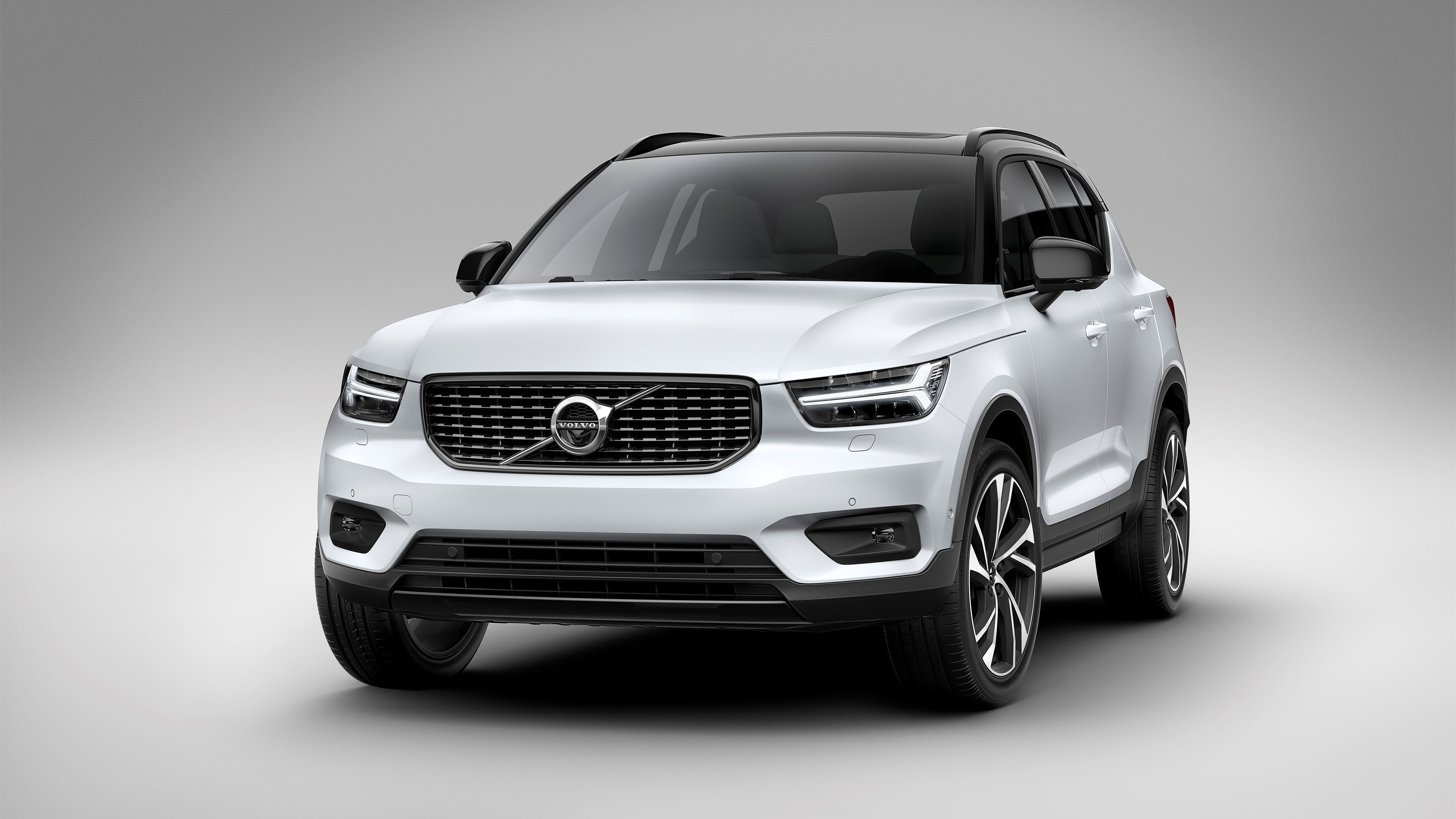 213065_new_volvo_xc40_exterior.jpg