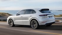embargo_12_00_pm_cest_12_september_2017_cayenne_turbo.jpg