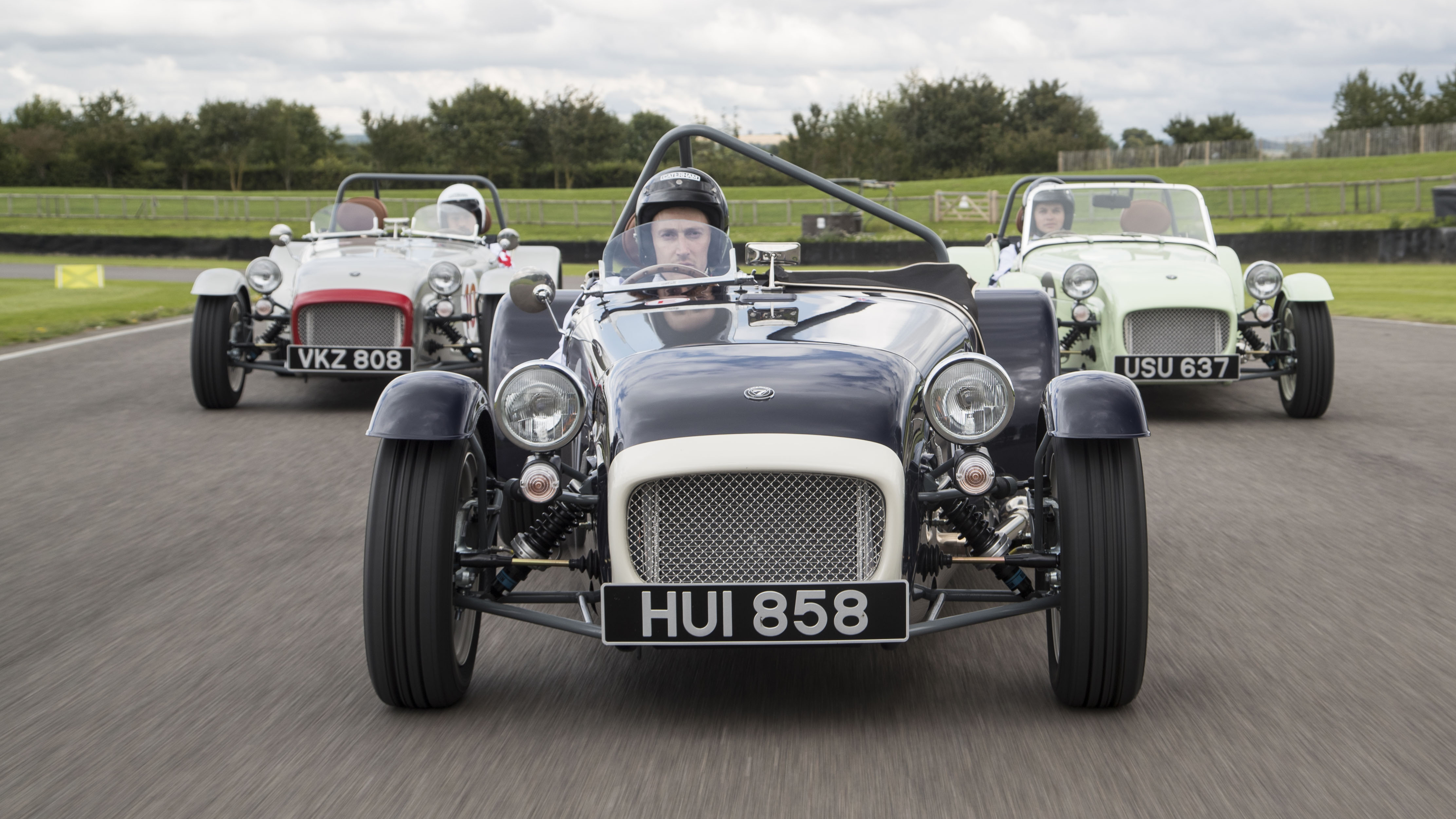 caterham_supersprint_1.jpg