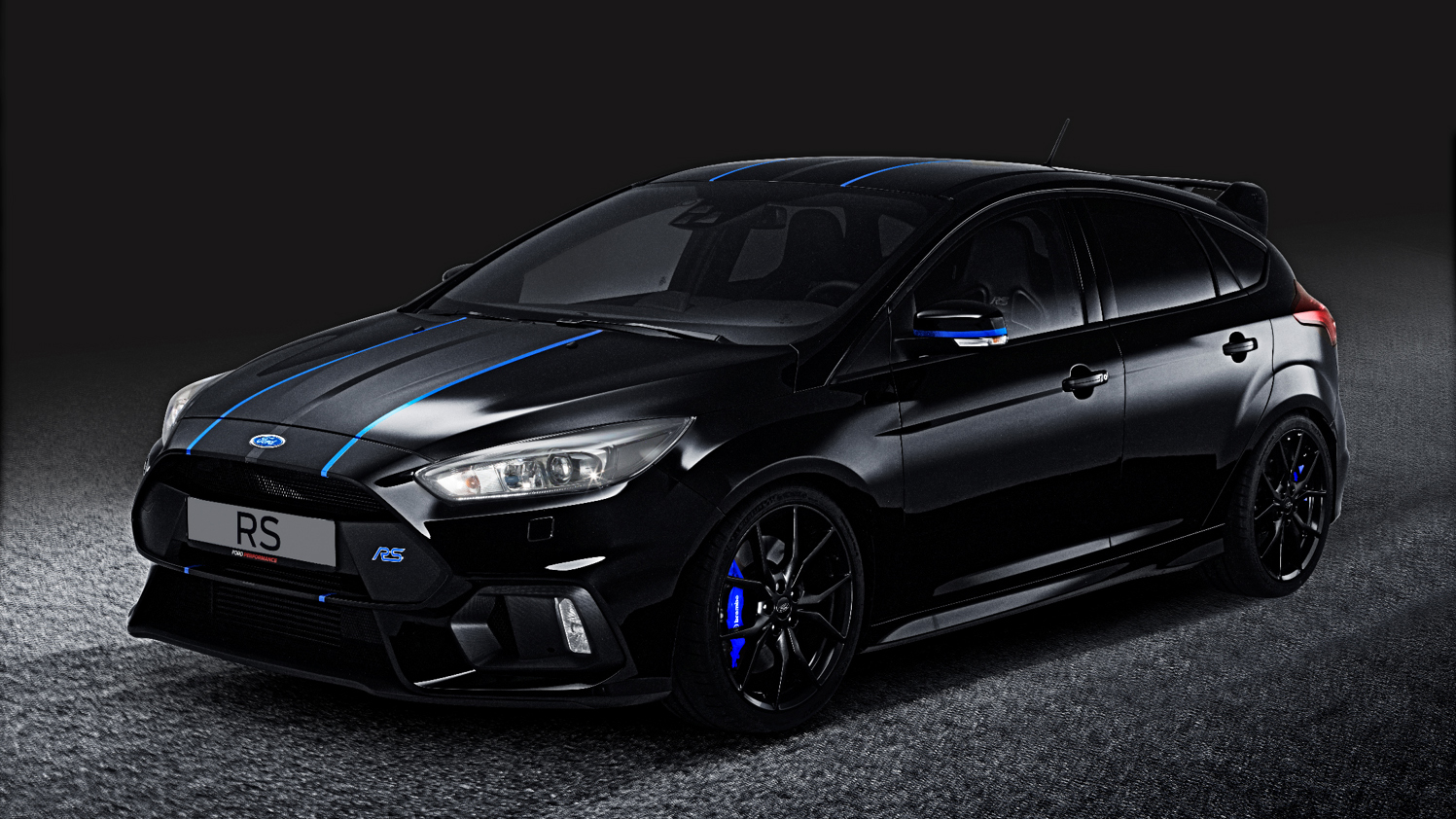 ford_performance_parts_focus_rs.jpg