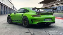 porsche2.jpg