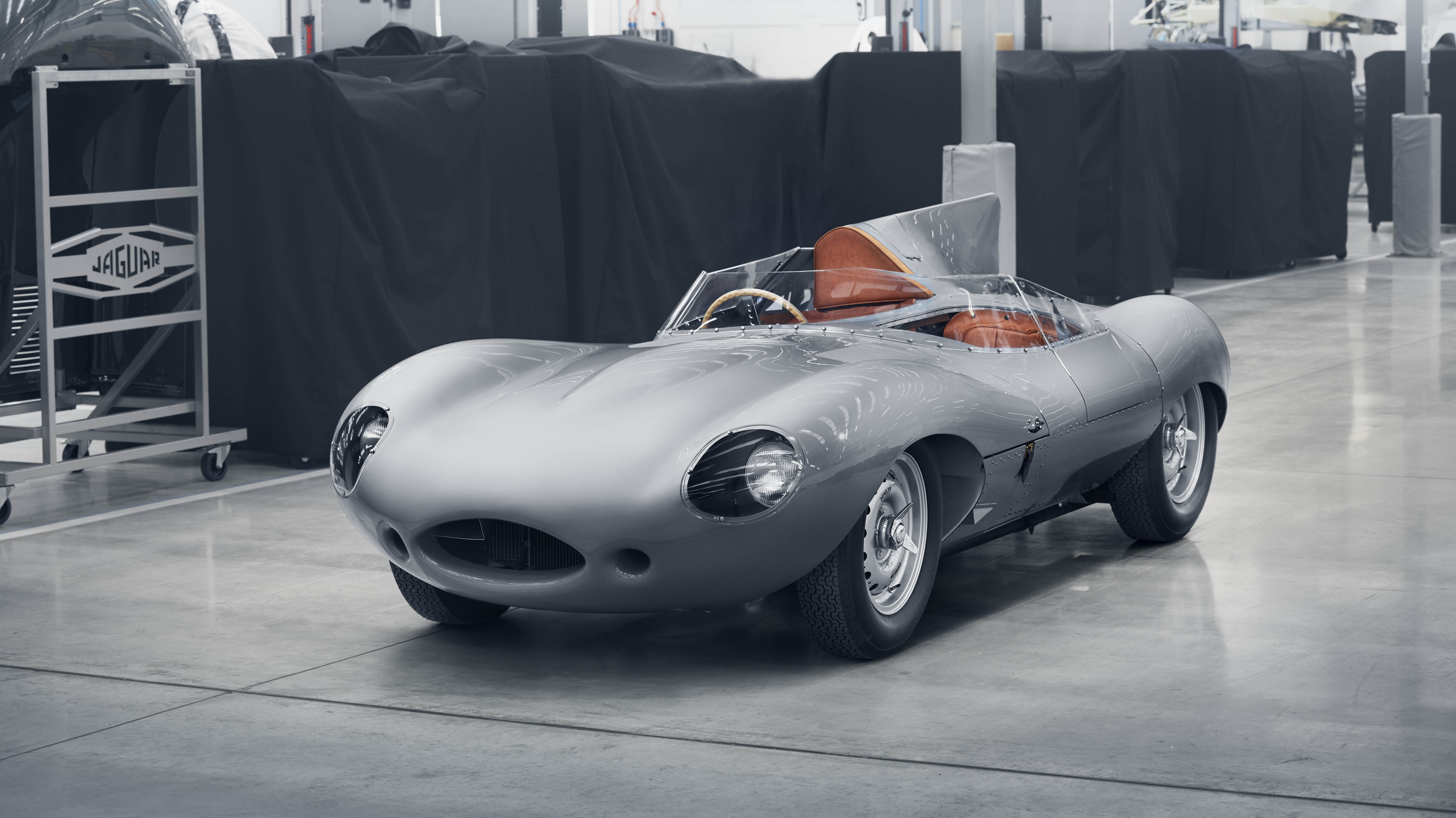j_classic_d-type_050218_03.jpg
