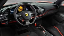 ferrari_488_pista_int_1.jpg