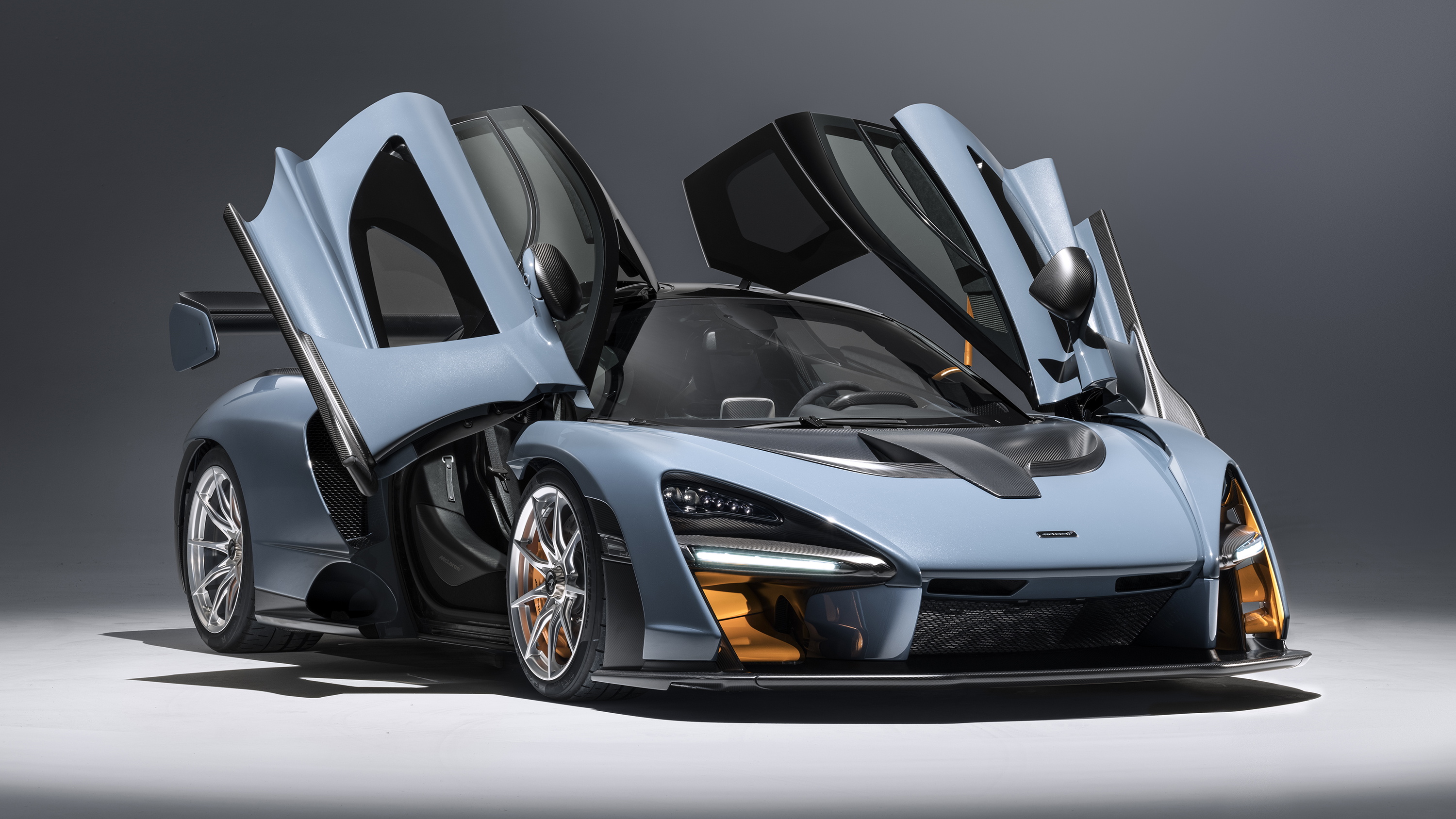 mclaren_senna_victory_grey_3.jpg