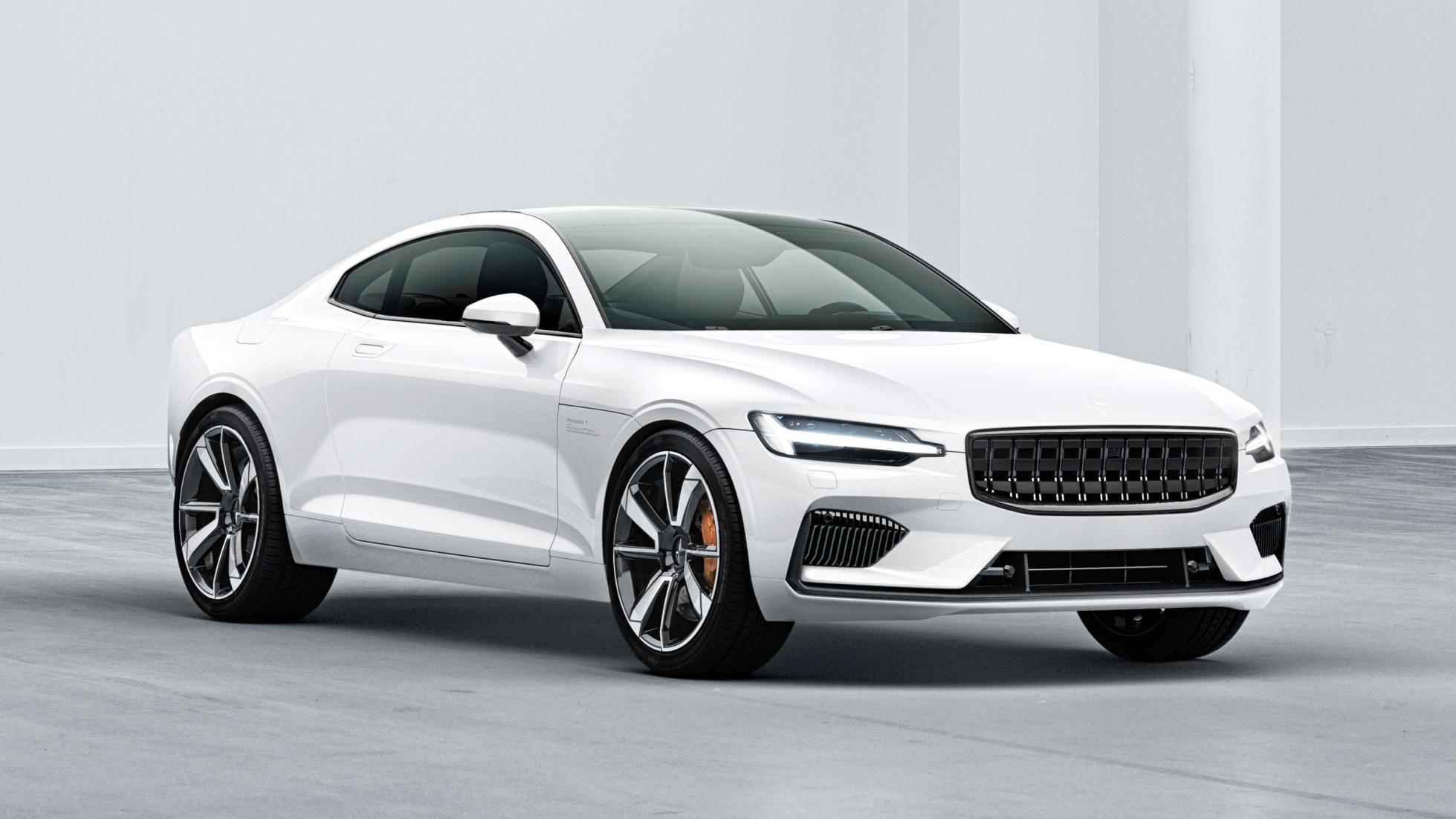 polestar1_light_3qfront_studio_017.jpg