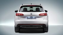 new_touareg_r-line_-_white_13.jpg