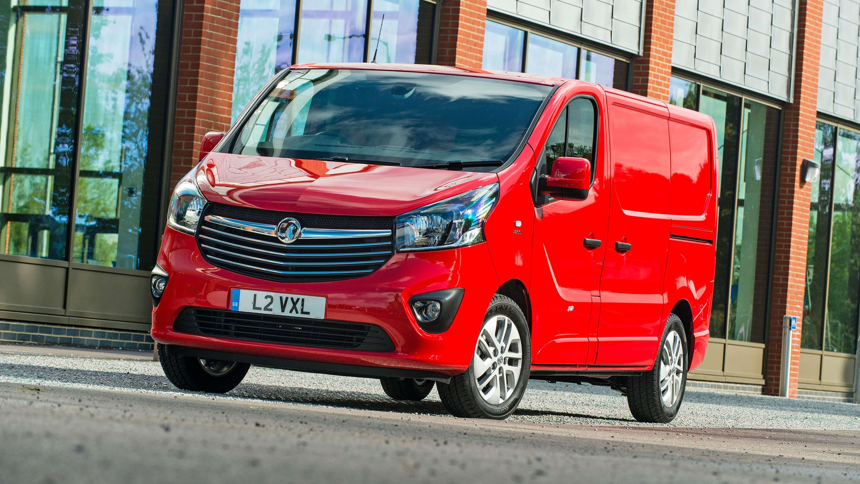 vauxhall_vivaro.jpg