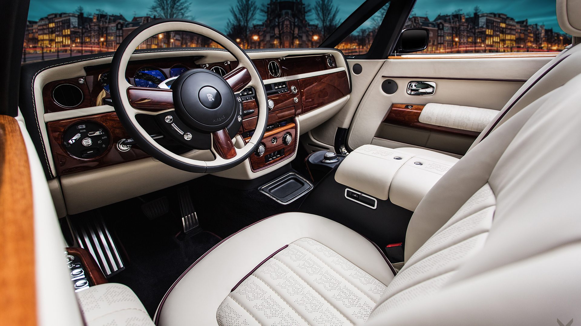 rolls-royce-phantom-drophead-coupe-by-vilner-3.jpg