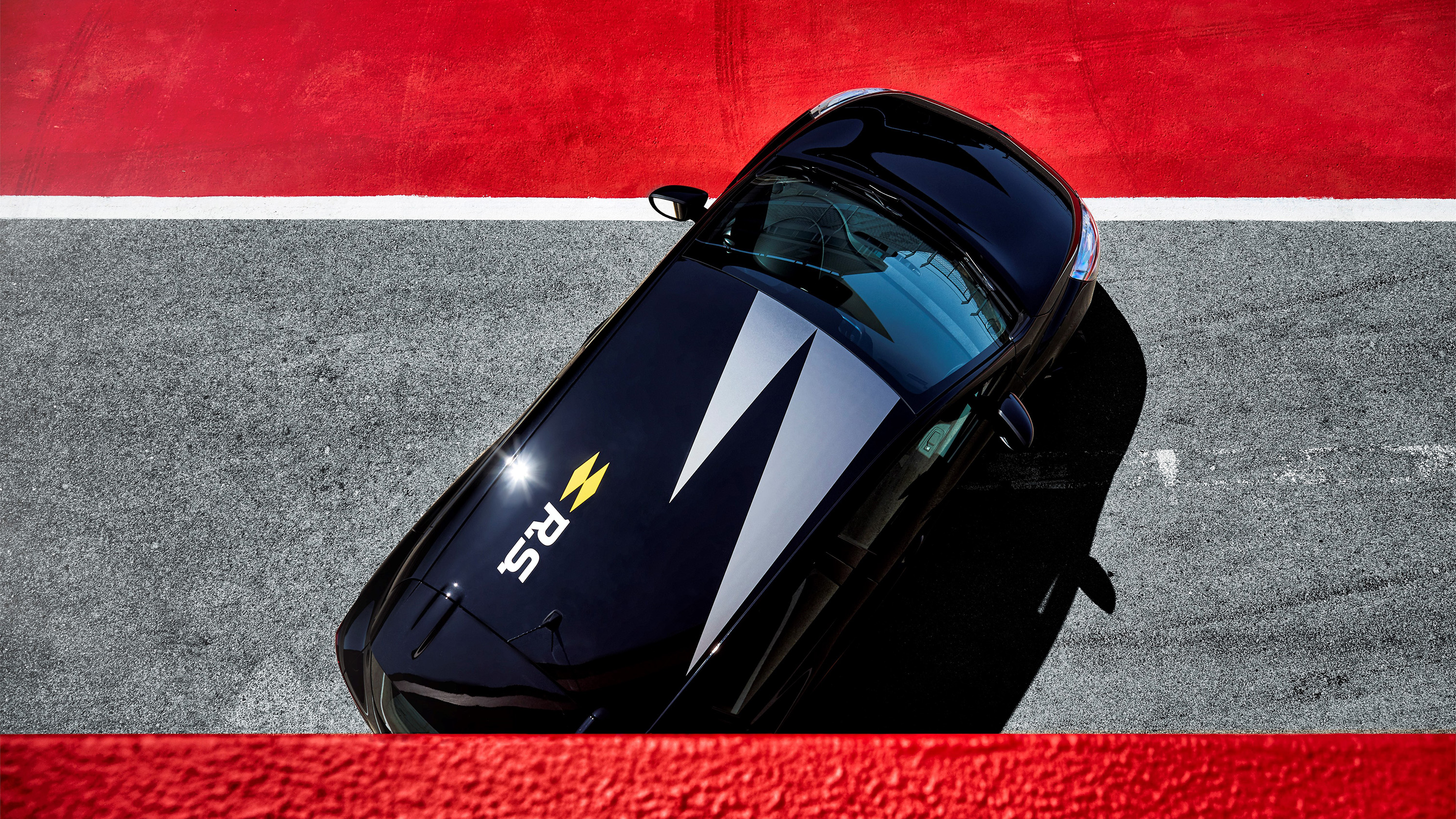 renault_clio_r.s.18_07h00_010518_3.jpg