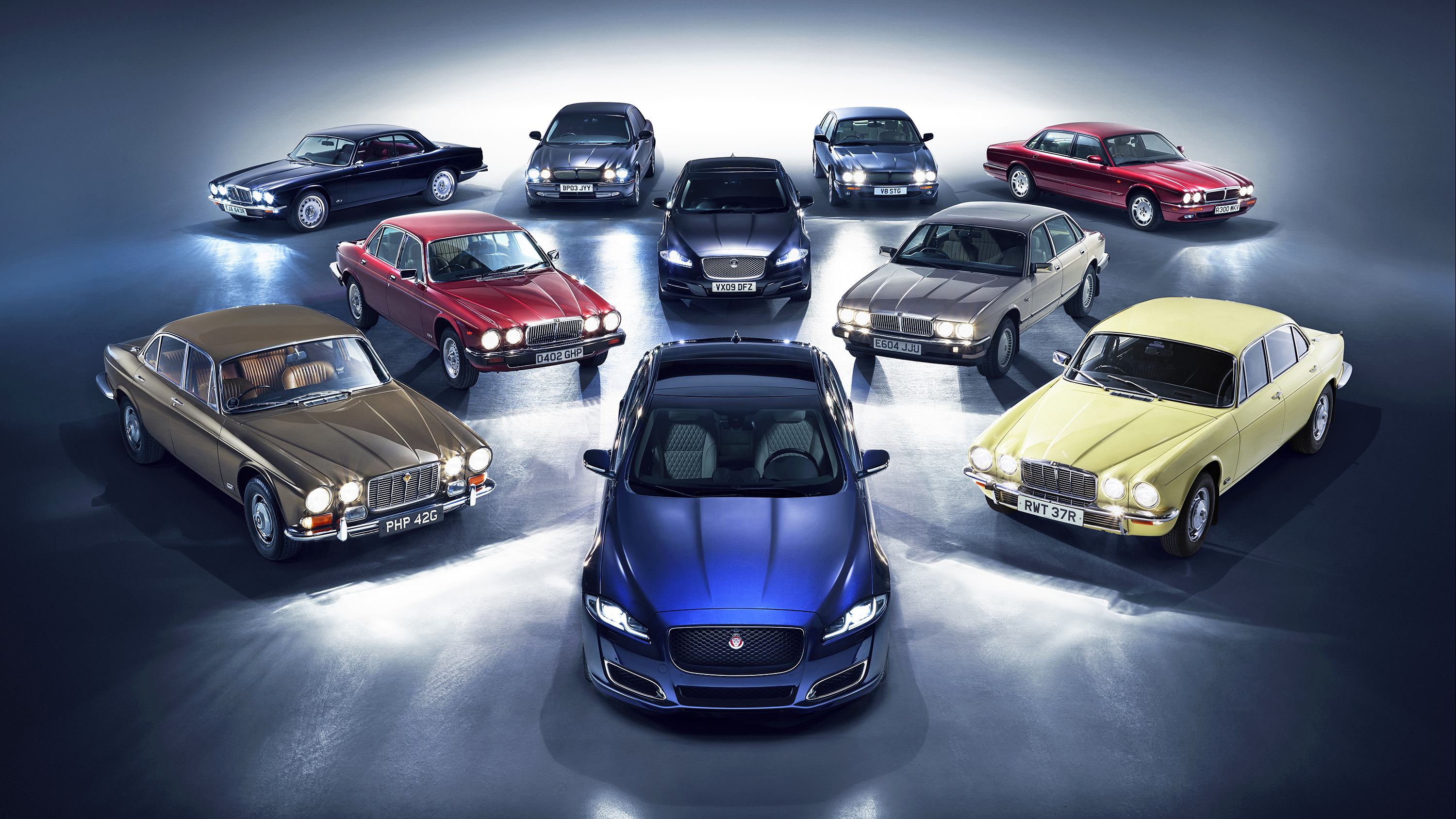 j_xj50_xj_heritage_range_moody_250418.jpg
