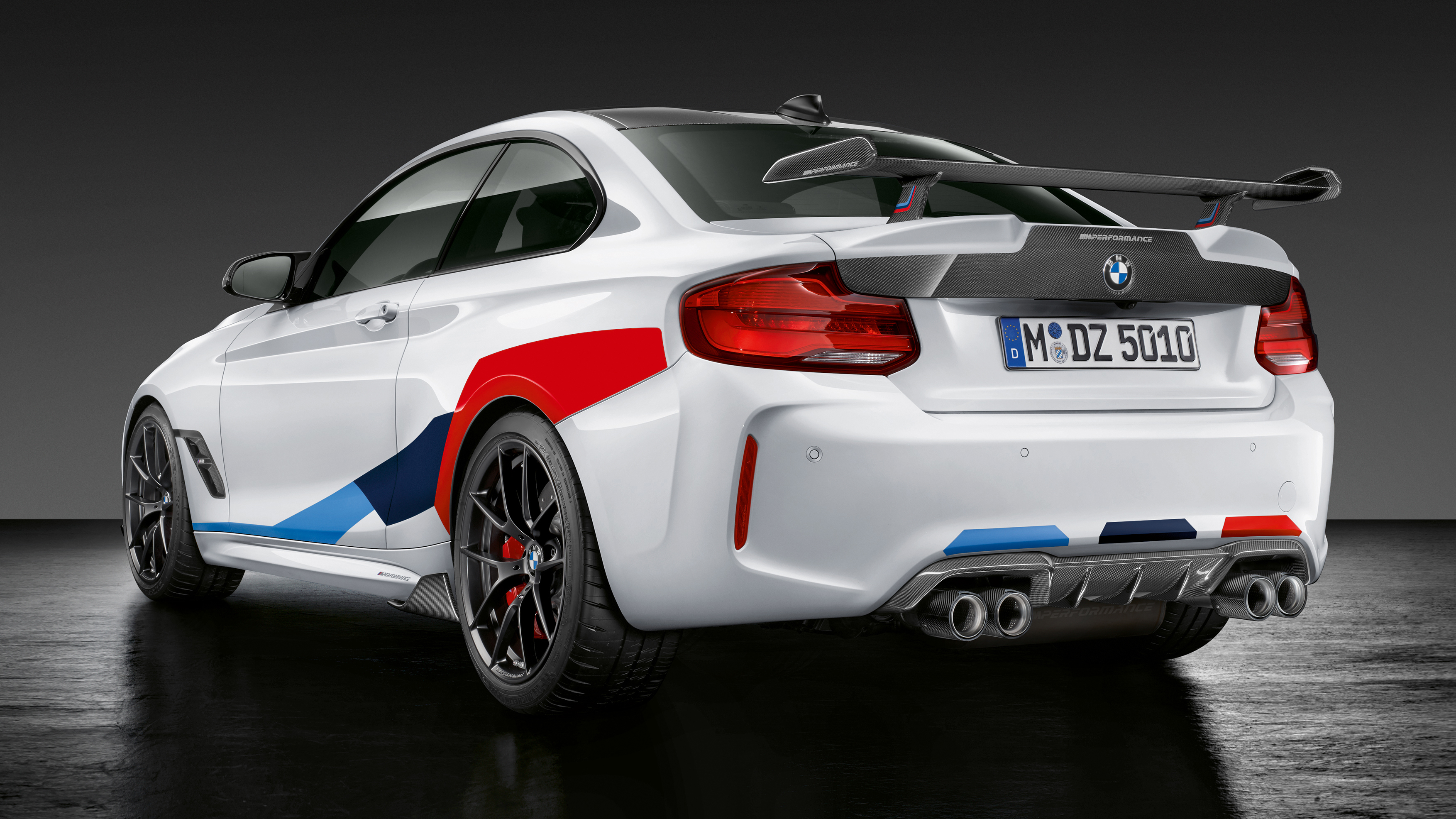 p90302934_highres_bmw-m2-coupe-competi.jpg