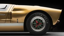 1966-ford-gt40_18.jpg