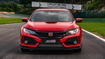 132833_type_r_challenge_2018_hits_eau_rouge_japanese_super_gt_star_bertrand.jpg