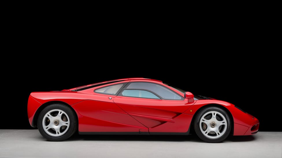 1995_mclaren_f1_2.jpg