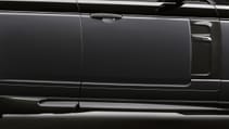 overfinch_2018_5l_supercharged_autobiography_carbon_sill_5.jpg