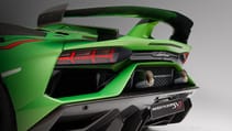 lamborghini_svj_green_rear.jpg
