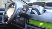sion_cockpit_1.jpg