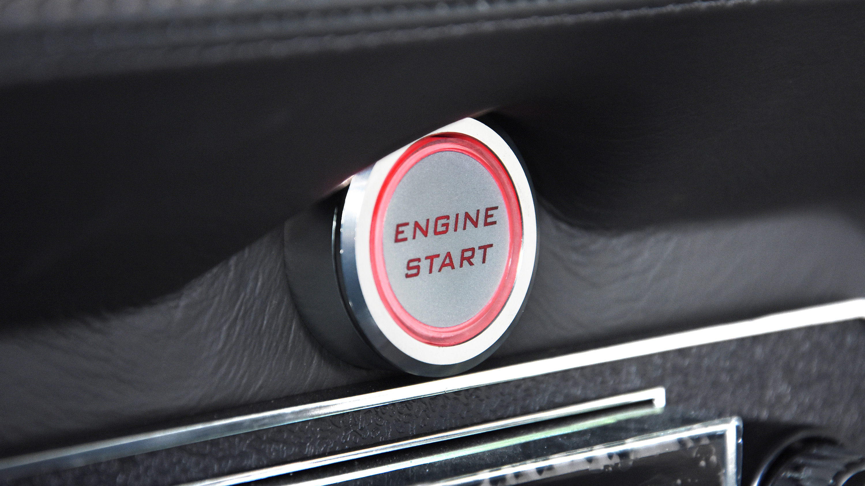 e-type_uk_jaguar_s3_v12_6.1_19.jpg