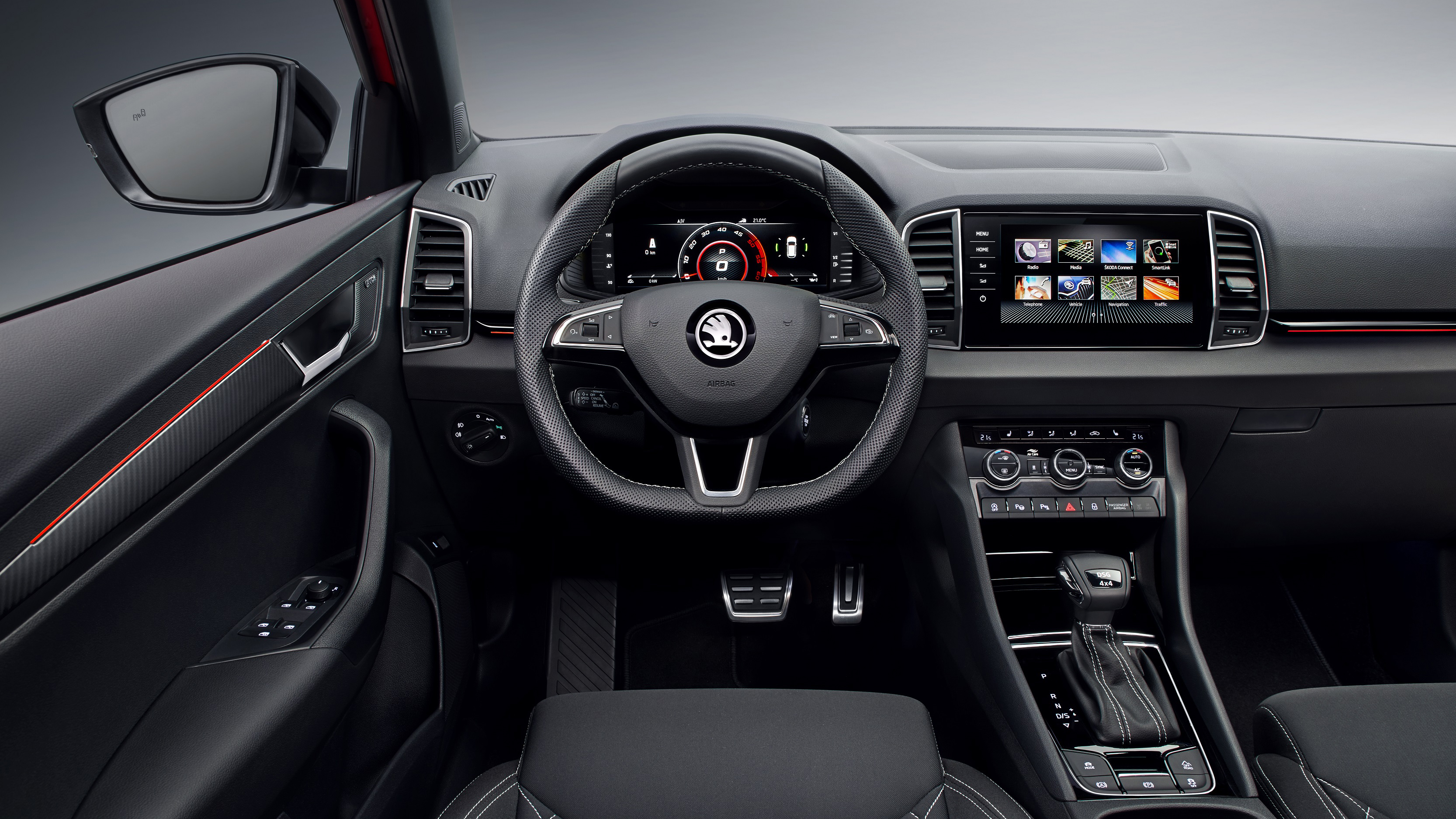 180802-skoda-karoq-sportline_steering_wheel.jpg