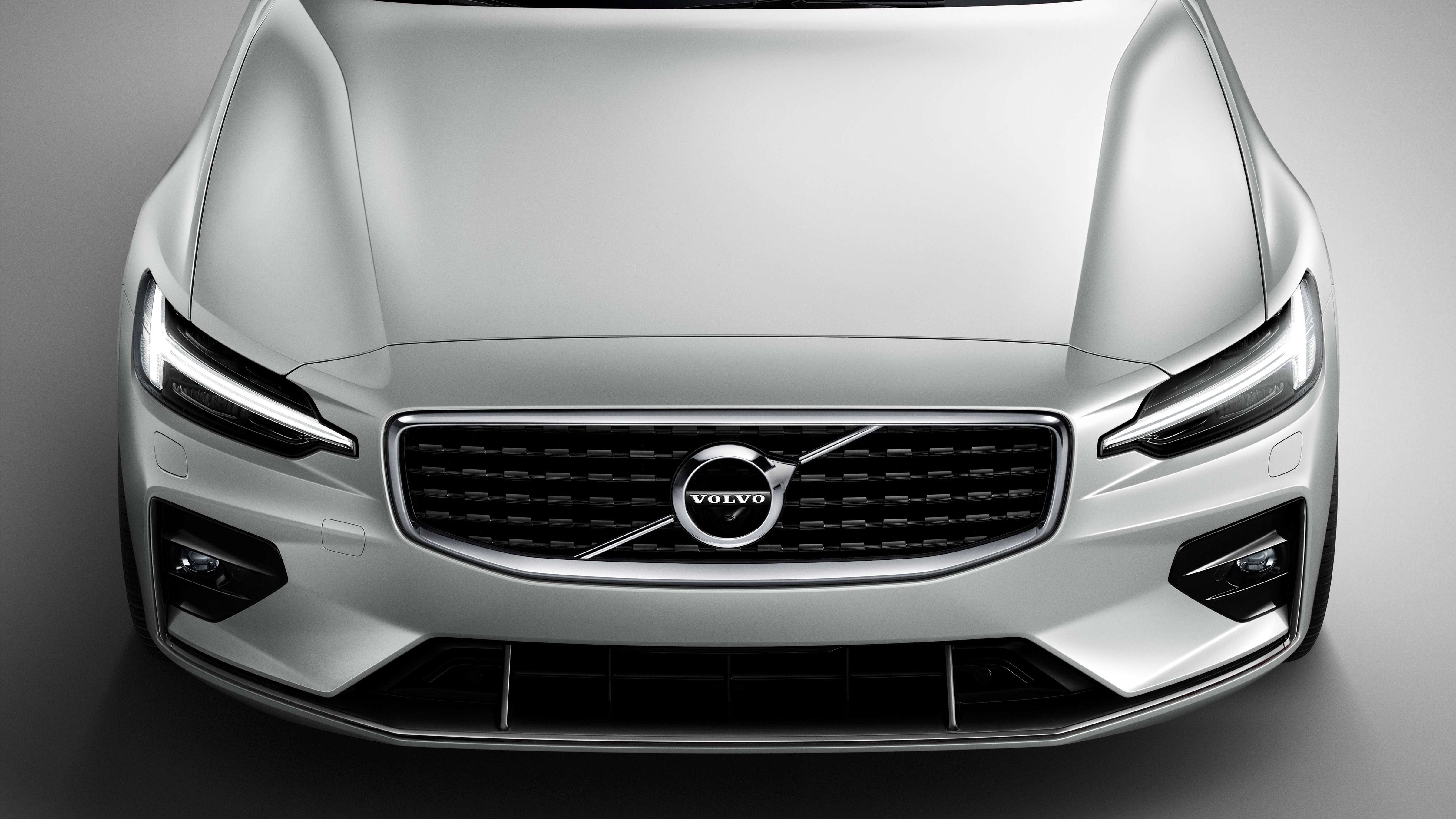 231019_new_volvo_v60_r-design.jpg