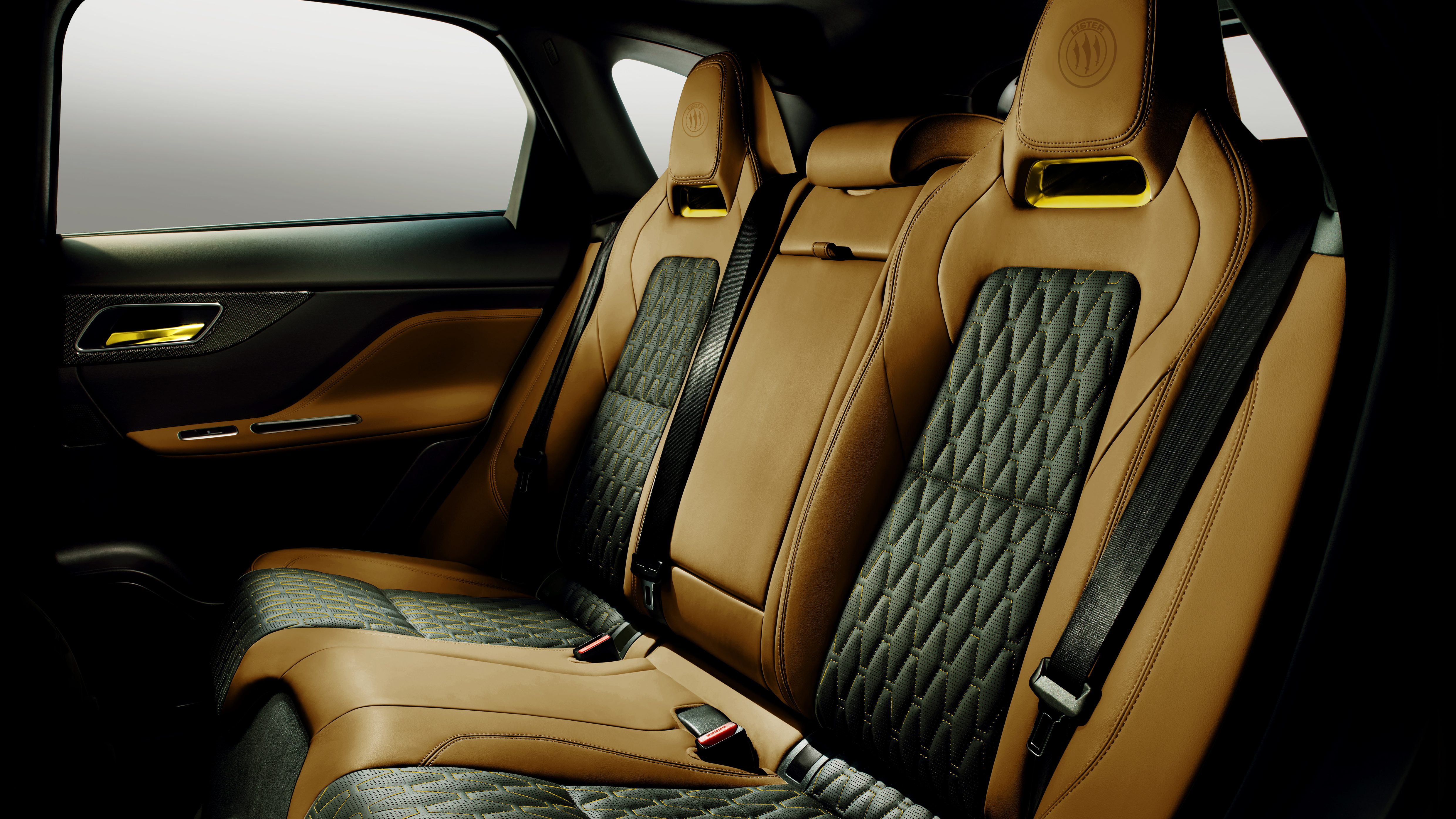 lister_suv_interior_passenger_rear.jpg