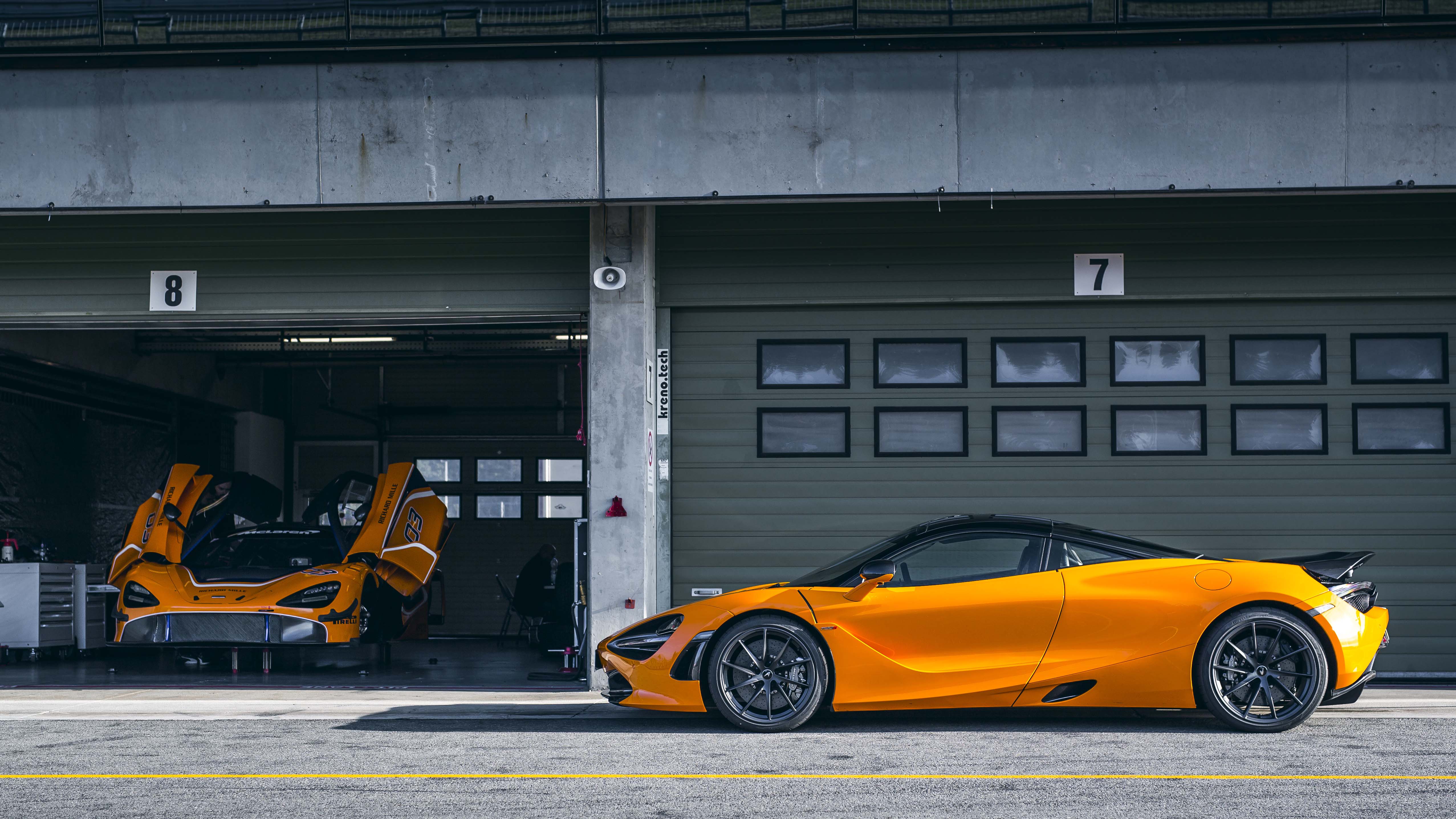 mclaren-720s_trackpack-102.jpg