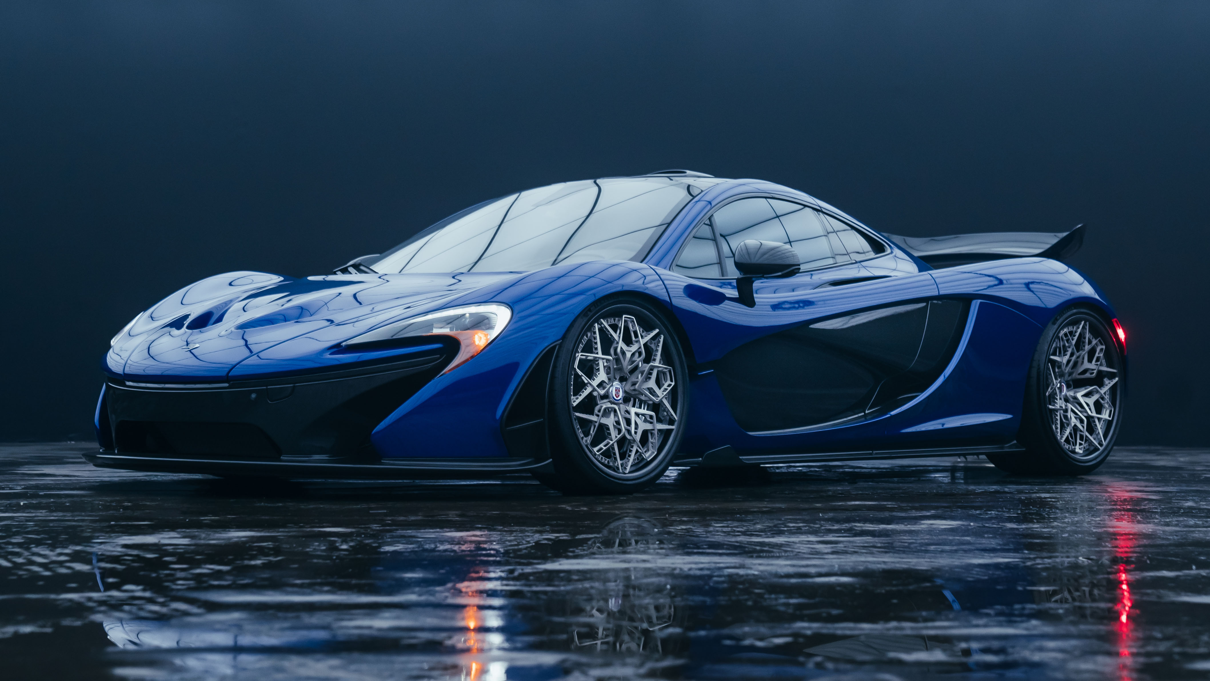 hre3d_mclaren_p1_front.jpg