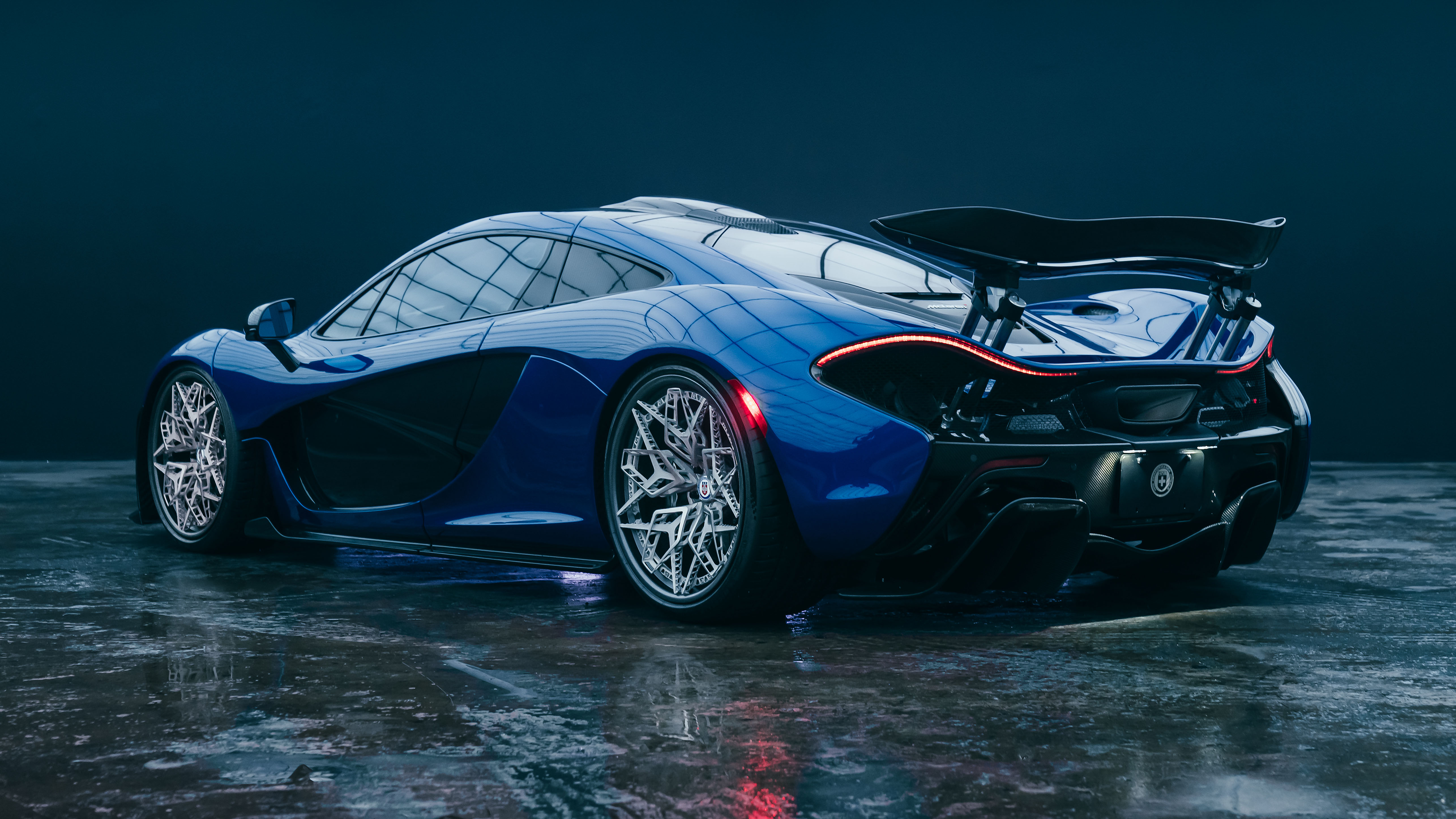 hre3d_mclaren_p1_rear.jpg