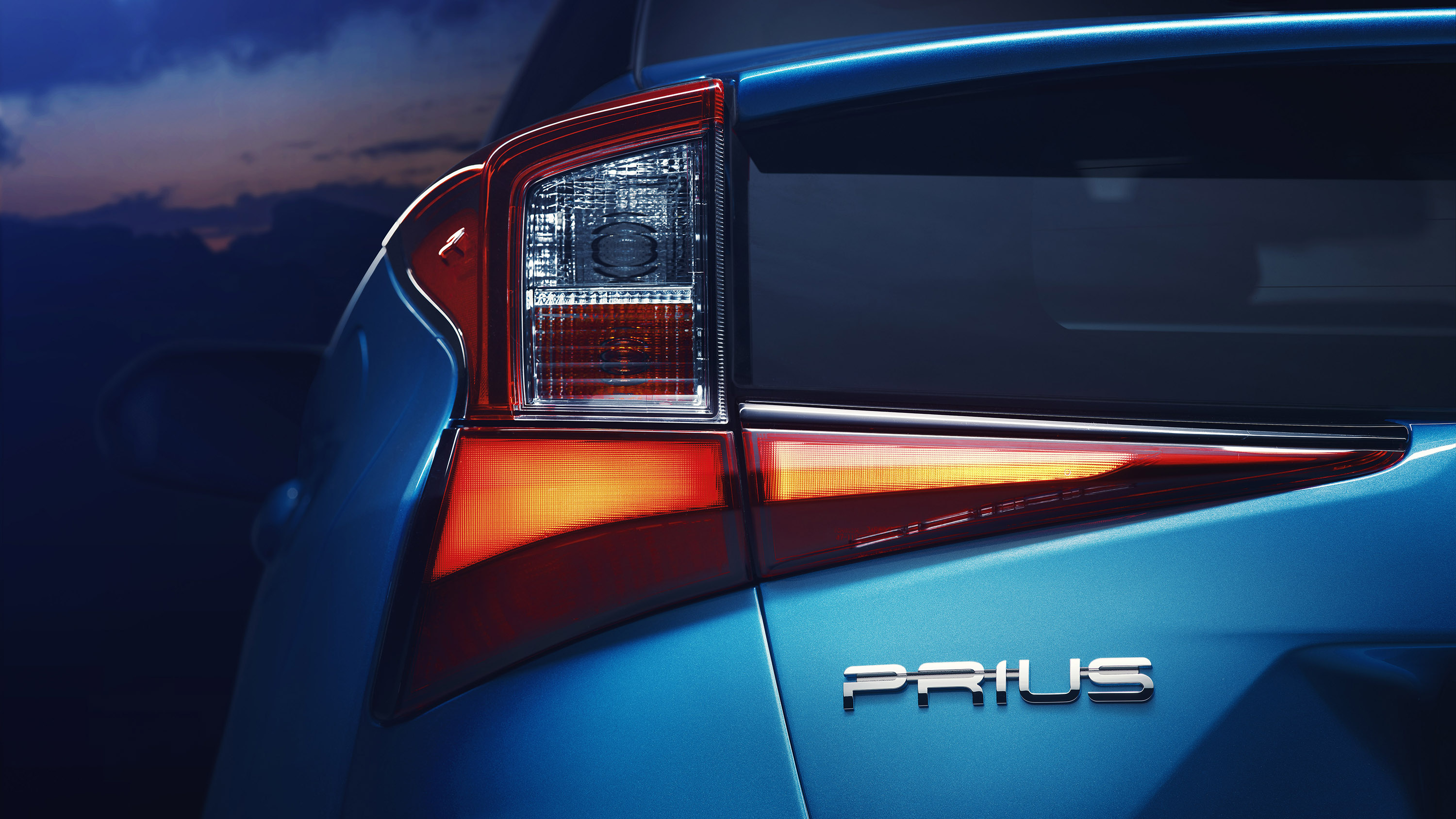 2019-toyota-prius-4.jpg