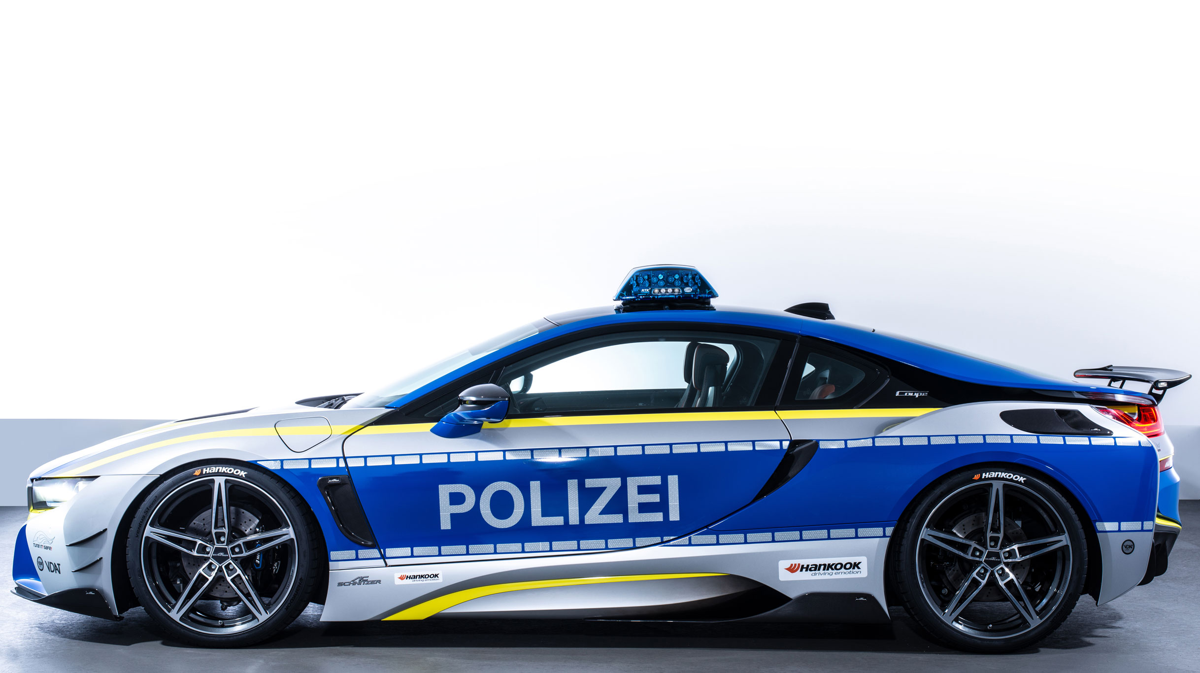 police-i8-tune-it-safe-by-ac-schnitzer_31150205327_o.jpg