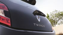 21221148_2019_-_new_renault_twingo.jpg