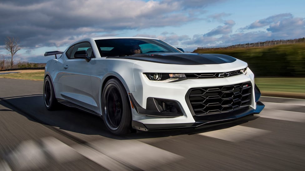 2019-chevrolet-camaro-zl1-1le-016.jpg