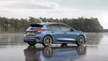 fordfocusst_2019_11.jpg