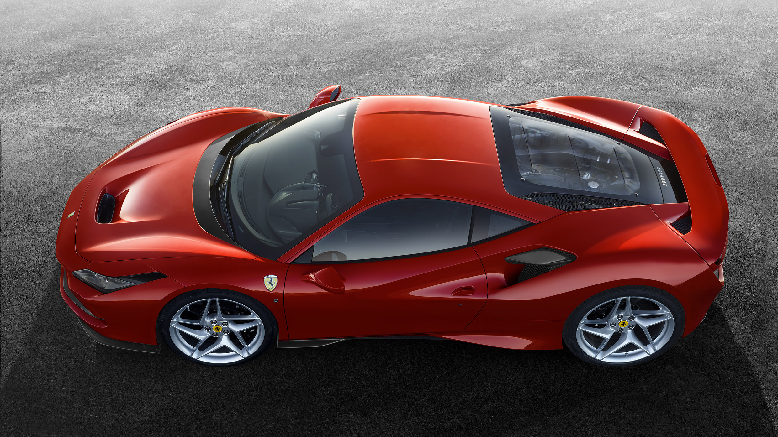 ferrari_f8_tributo_3.jpg