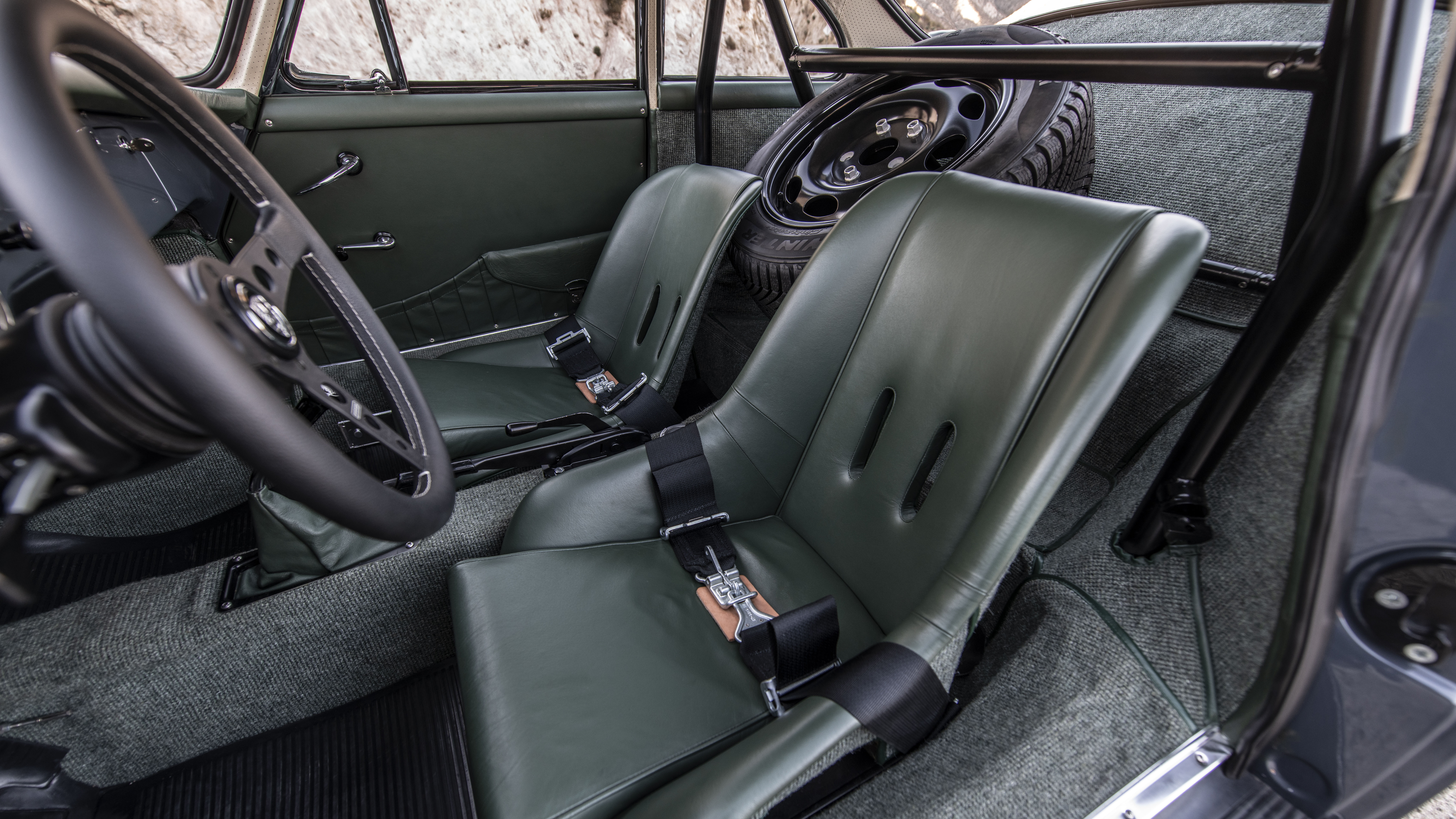 emory-motorsports-porsche-356-c4s-seat-detail.jpg