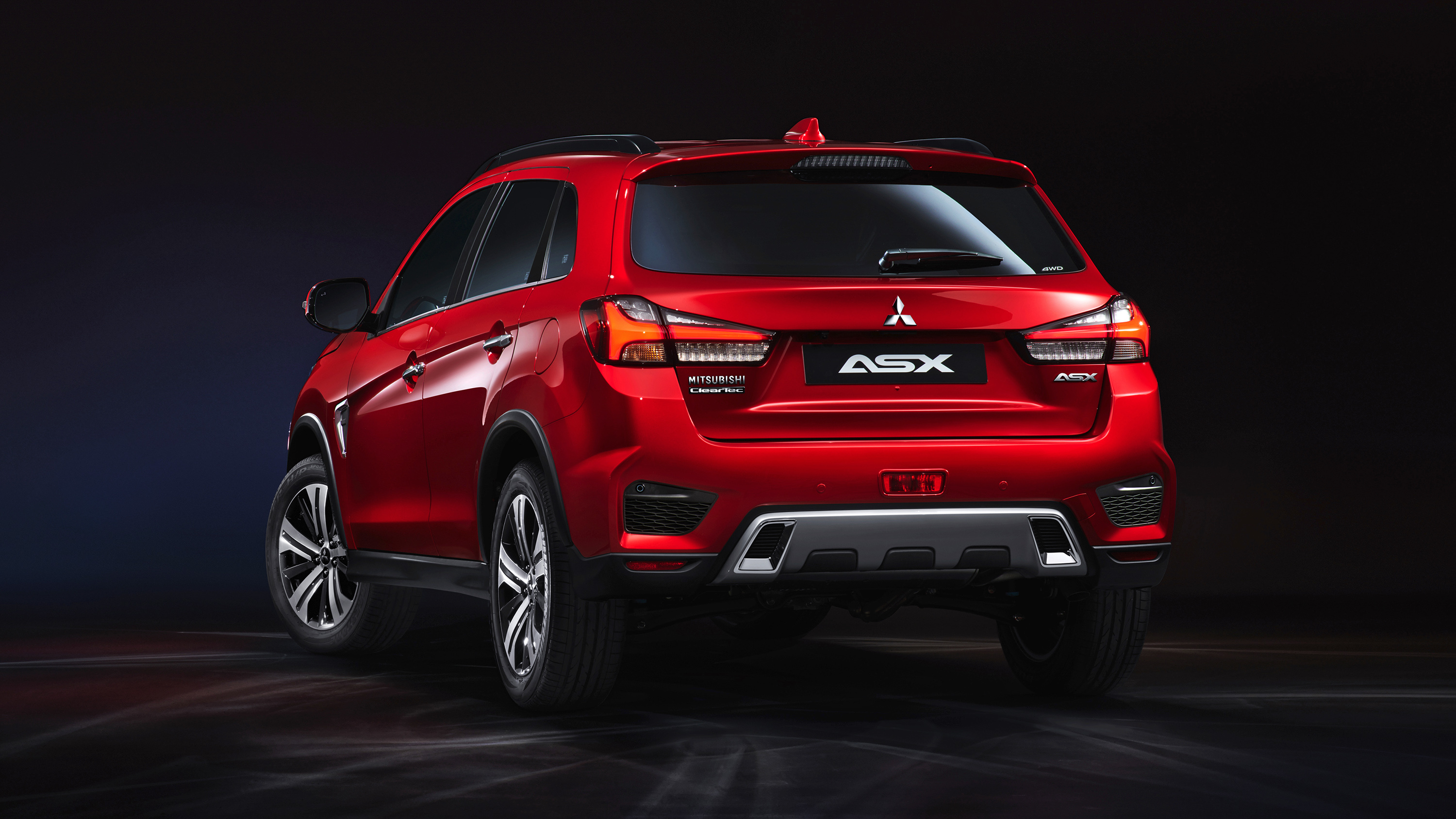 new_2020_asx_-_3-4_rear_-_black_background.jpg