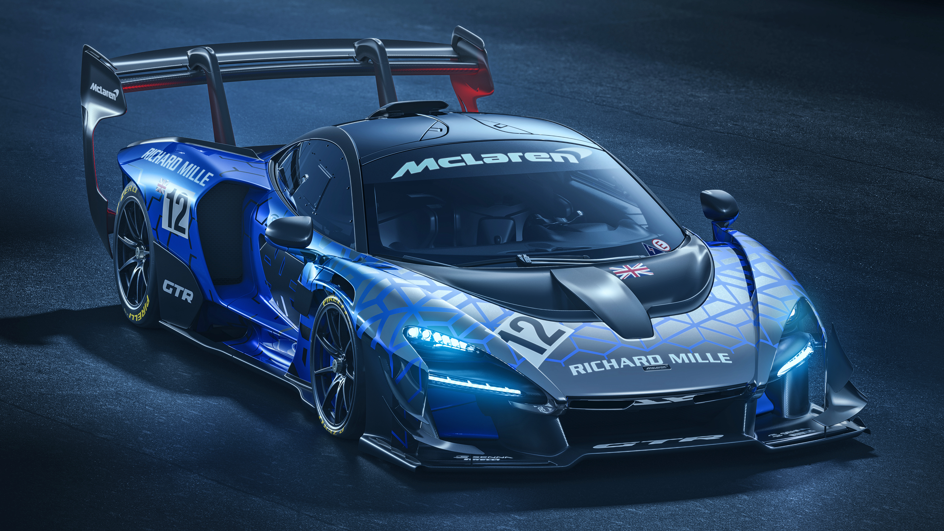 mclaren_senna_gtr_02.jpg