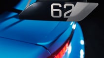 03cyan_12.jpg
