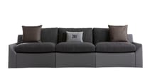 05_bugatti-home_chiron-sofa.jpg
