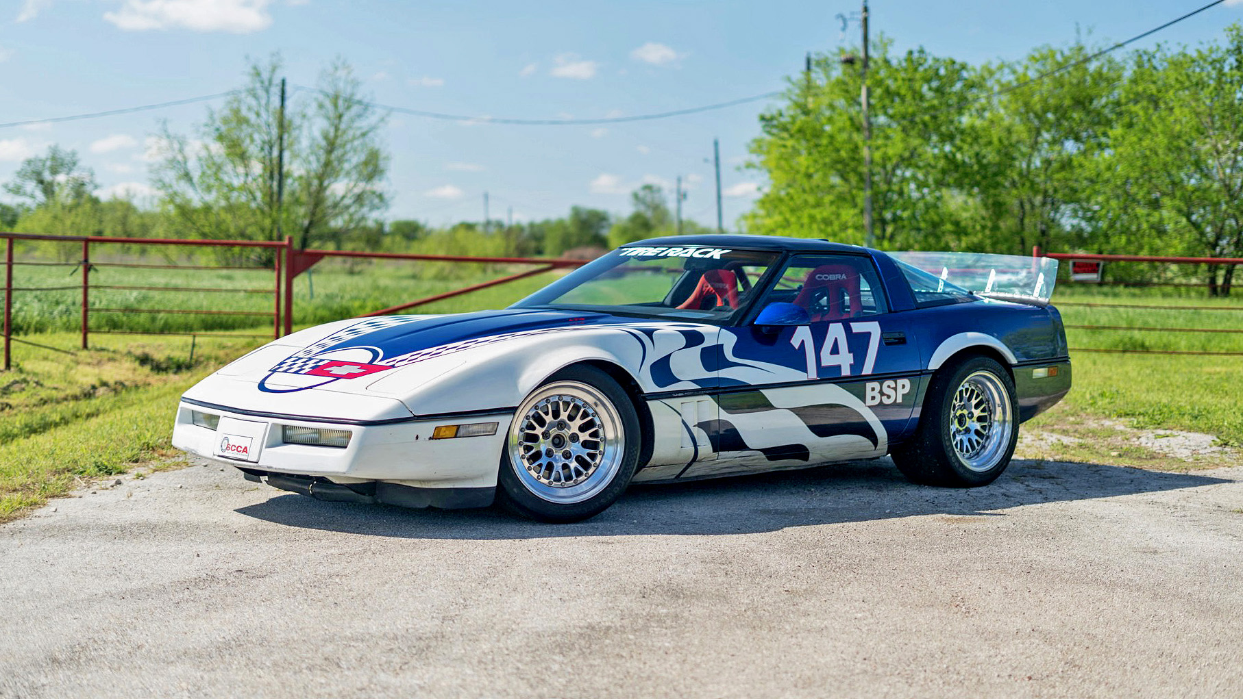 1989_chevrolet_corvette_15569134708764dadsc06355_copy.jpg