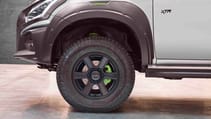 isuzu_d-max_xtr_4.jpg